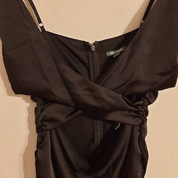 Wild fable medium cutout ruched bodycon dress - Picture 3 of 4